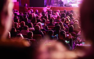 Presentan cartelera cultural de febrero con música, teatro y arte