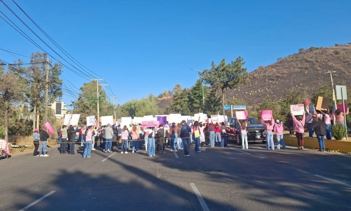 Provoca protesta por caso Renata Palmer colapso vial en Atizapán
