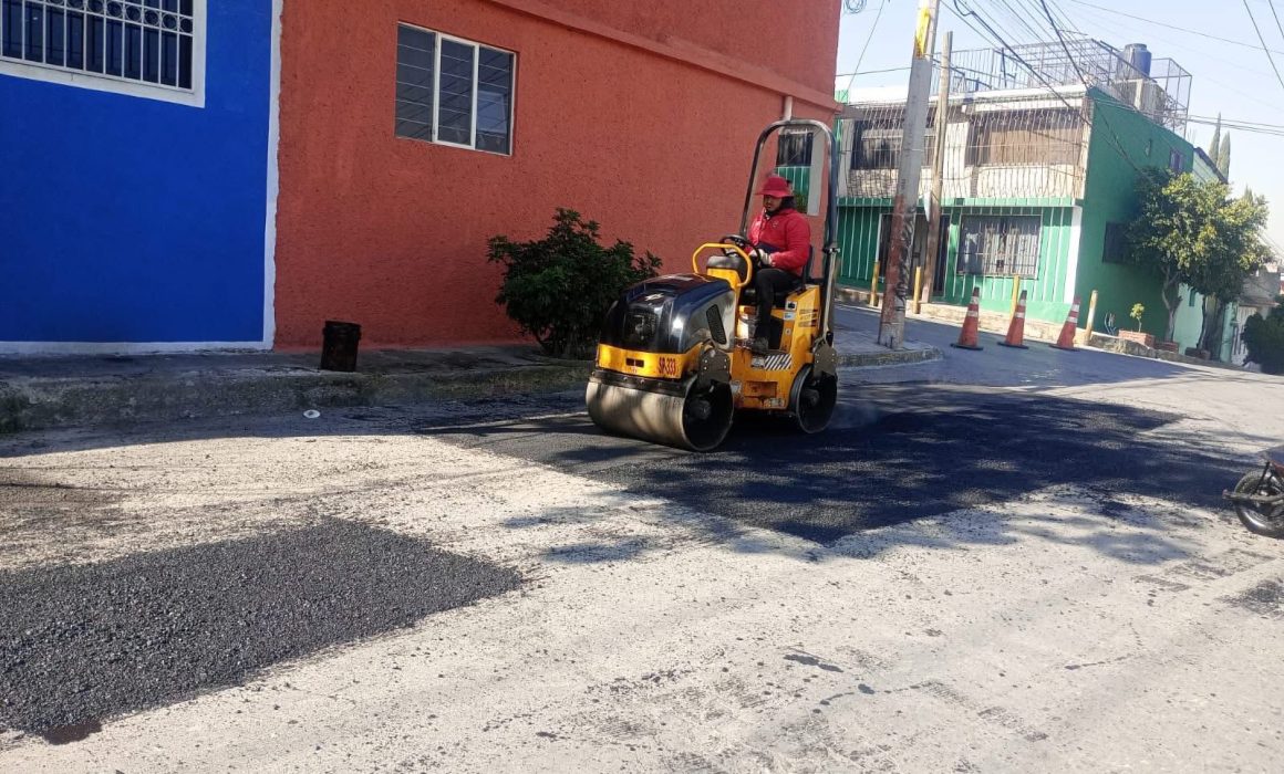 Realiza gobierno de Cuautitlán Izcalli bacheo