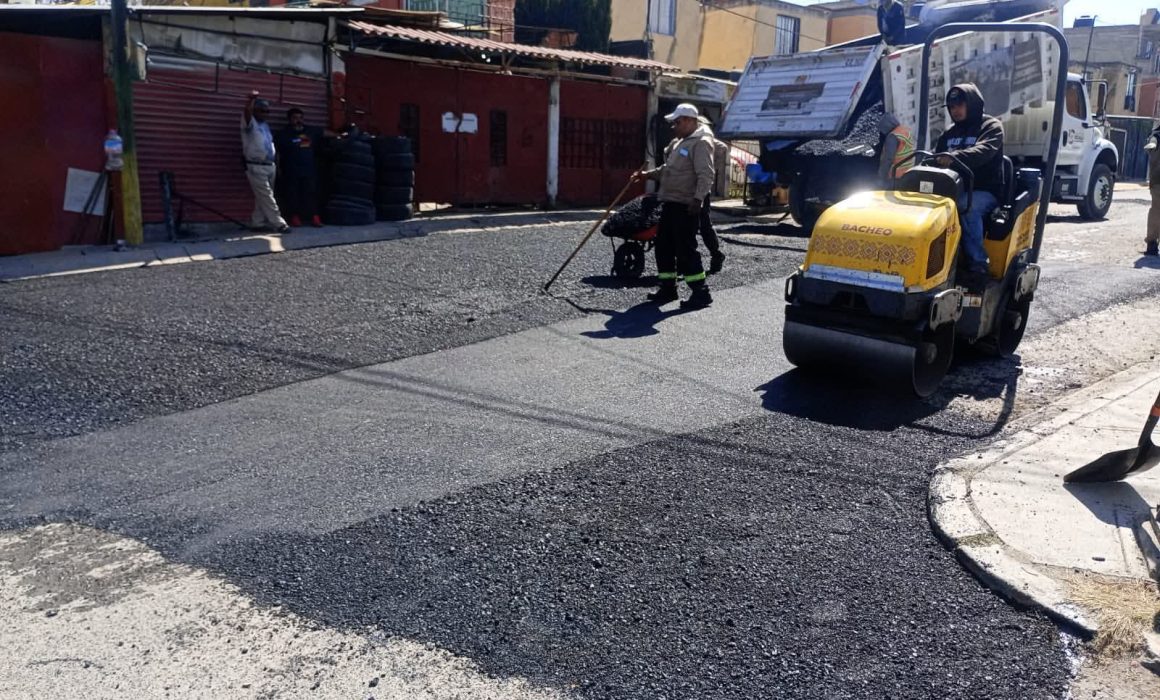 Realiza gobierno de Cuautitlán Izcalli bacheo en vialidades clave