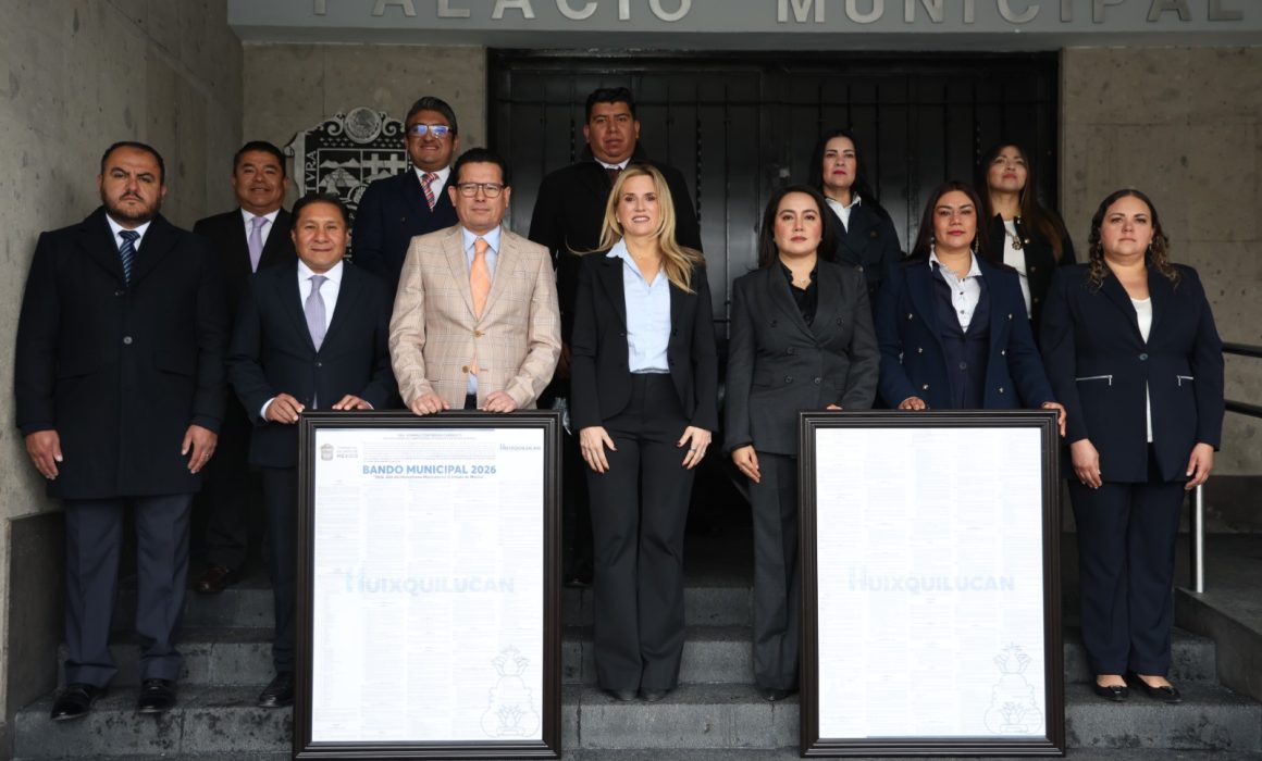 Refuerza Huixquilucan reglas para motociclistas con el Bando 2026