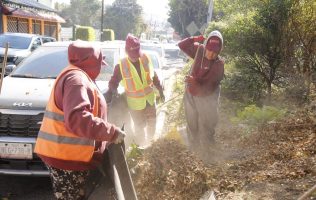 Refuerza gobierno labores de limpieza urbana en Valle Dorado