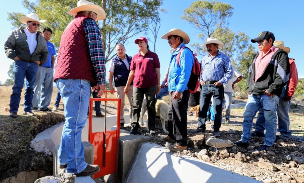Rehabilita Secretaría del Campo riego en Aculco