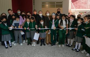Rehabilitan núcleo sanitario en primaria de Atizapán
