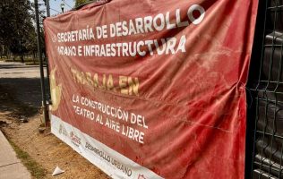 Rodea opacidad suspensión de obra de teatro al aire libre en Texcoco
