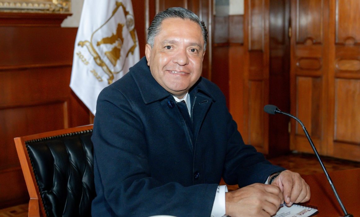 Se coloca Ricardo Moreno como 2do mejor alcalde de ciudades capitales