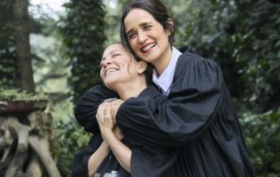 Unen sus voces Julieta Venegas y Natalia Lafourcade con una gran canción