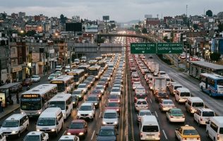 Verifica cómo opera el Hoy No Circula este sábado en el Estado de México