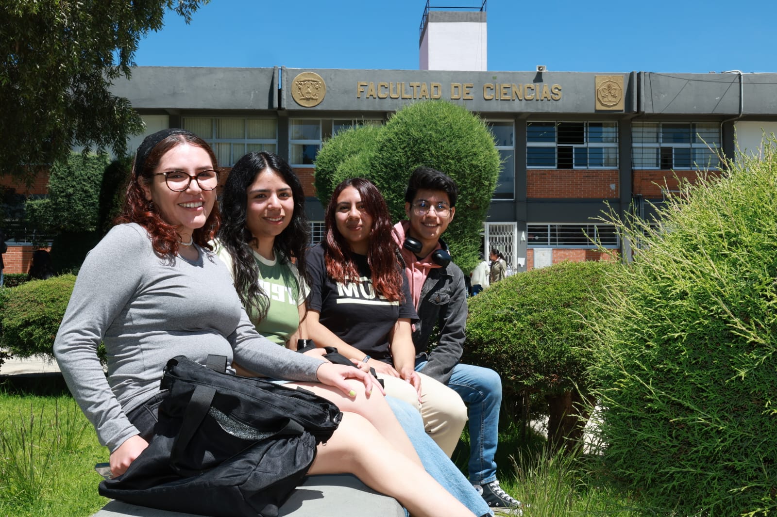 Regresan más de 84 mil estudiantes a clases en la UAEMéx - Quadratín Edomex