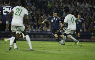 A medio gas, Argentina vence 2 por 1 a Mauritania