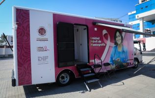 Agradecen mujeres de Naucalpan mastografías gratis en el marco del 8M