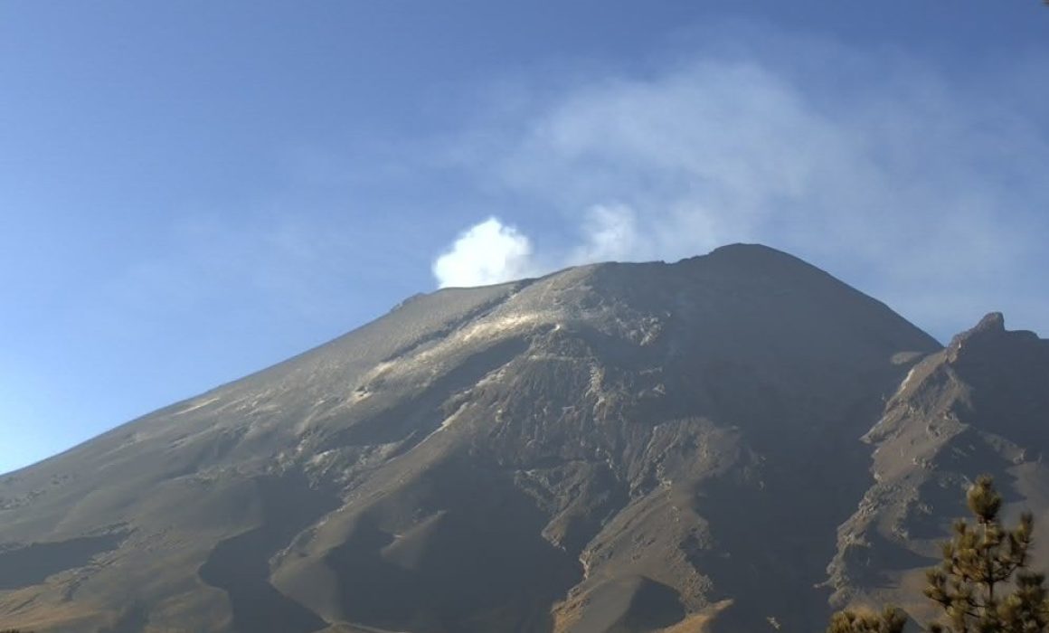 Alertan dispersión de ceniza del Popocatépetl hacia el Edomex