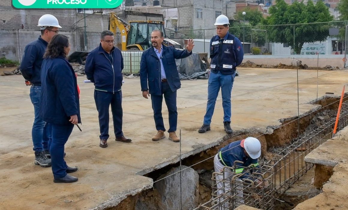 Amplía Atizapán de Zaragoza espacios dignos con arcotecho escolar