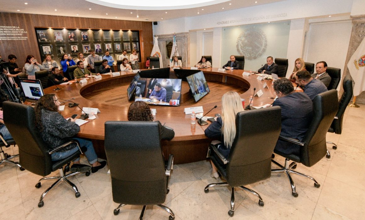 Aprueba Atizapán presupuesto histórico de 52.2 mdp para becas 2026