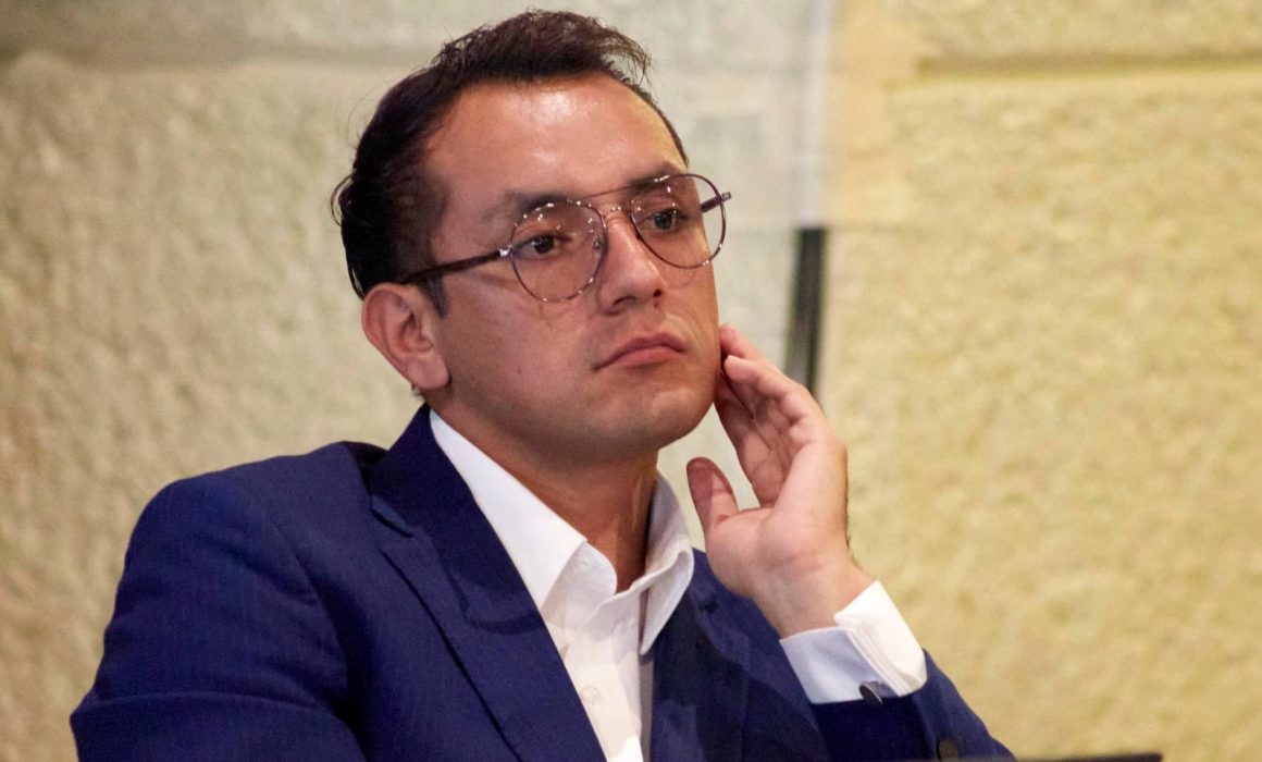 Asume Rubén Mancilla Secretaría clave en sindicato del Senado