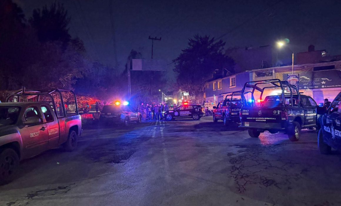 Balean a 2 hombres en taxi que circulaba de Azcapotzalco a Naucalpan