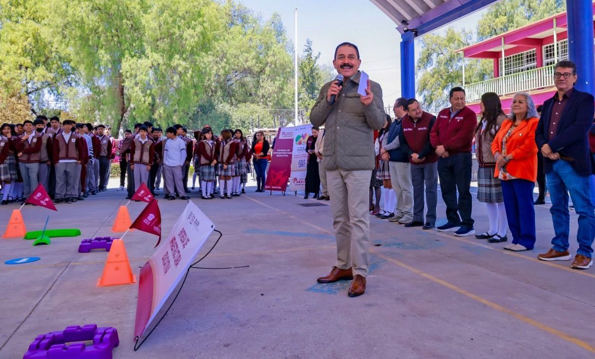 Beneficia Edomex a más de 12 mil alumnos con inversión educativa
