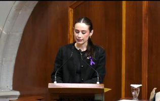 Busca Alejandra Figeroa reconocer el merito deportivo en la entidad