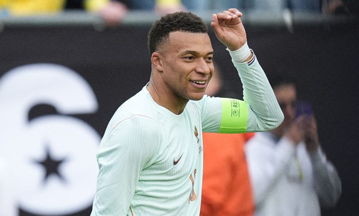 Cae Brasil ante Francia en intenso partido rumbo al Mundial