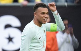 Cae Brasil ante Francia en intenso partido rumbo al Mundial