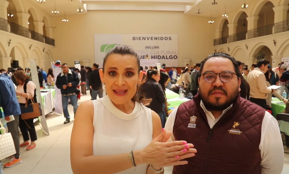 Celebra Tianguistenco Feria de Empleo con gran afluencia de empresas