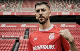 Celebra Toluca goleada con jersey conmemorativo