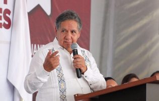 Combate Higinio Martínez venta de candidaturas; pide respeto al Edomex