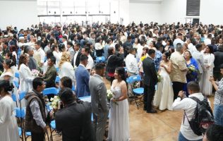 Comparte Huixquilucan amor en bodas comunitarias con parejas4