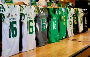 Desean Raptors celebrar la década con Tazón México