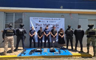 Detienen a síndica, mandos y regidores de Chavinda con drogas