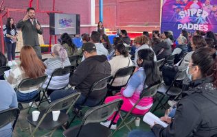 Encabeza Anuar Azar jornada de aprendizaje y apoyo familiar en Atizapán