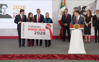 Entrega Coca Cola México 25 boletos para ganadores del Mundial social