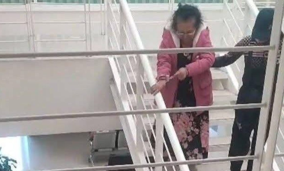 Frenan salida de Doña Carlota pese a orden judicial en Edomex