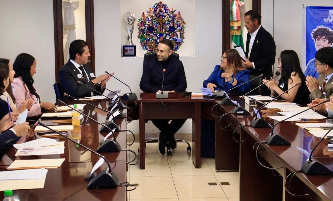 Impulsan en Metepec la participación juvenil con Foro Municipalista