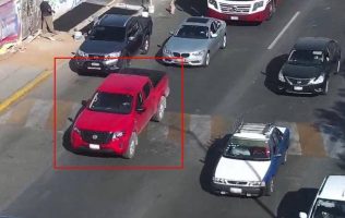 Incautan camioneta tras robo a casa habitación en Temoaya
