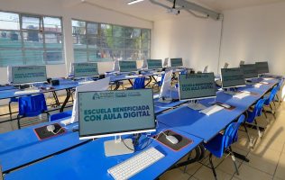 Instalan segunda aula de cómputo en primaria de Atizapán