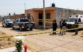 Irrumpen hombres armados en vivienda de Otumba; matan a dos