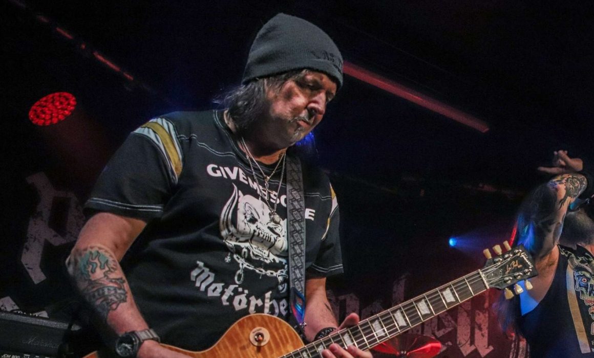 Muere Phil Campbell: legendario guitarrista de Motörhead, a los 64 años
