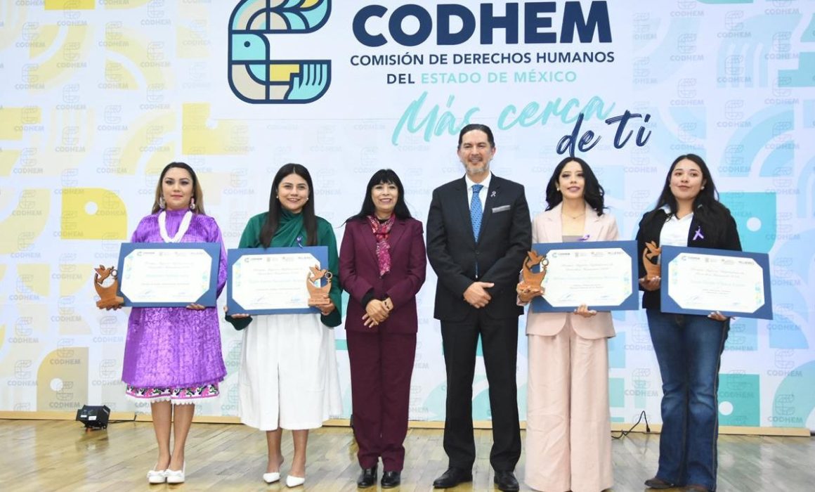 Otorgan Gobierno del Estado y Codhem el Premio Mujeres Defensoras de DH
