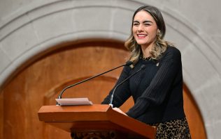 Presenta Zaira Cedillo iniciativa para eliminar la brecha salarial de género