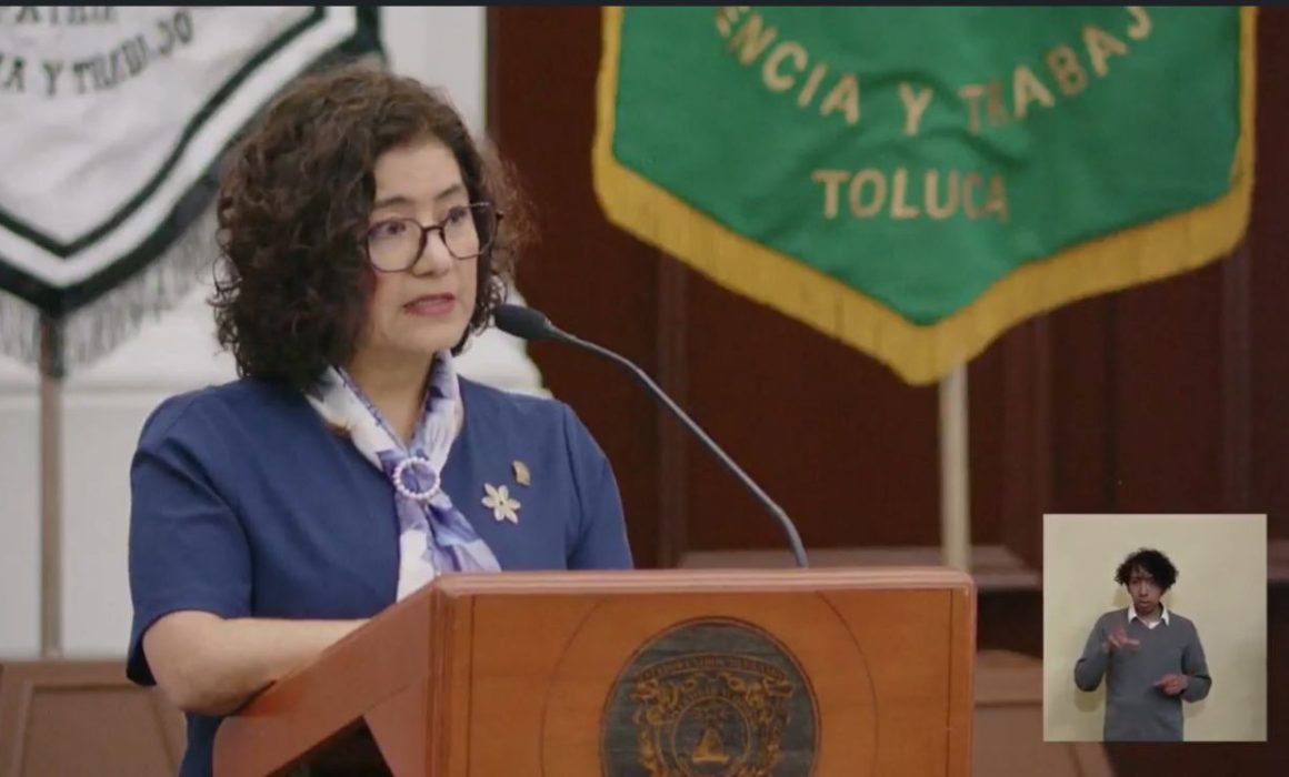 Presenta rectora de la UAEMéx su primer informe anual