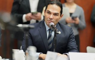 Presentará Enrique Vargas reforma para castigar robo de mascotas