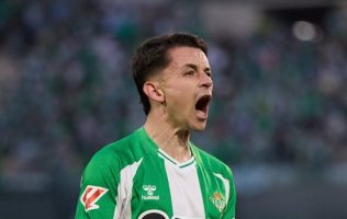 Presume Betis convocatoria de Álvaro Fidalgo con la Selección Mexicana