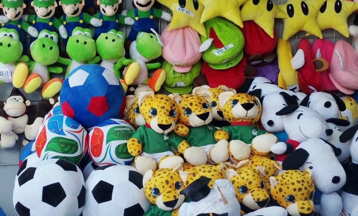 Prevén pelucheros de Xonacatlán alza en ventas por el Mundial