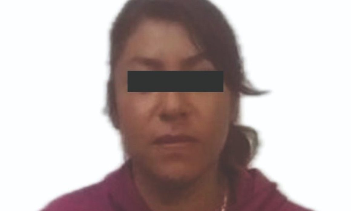 Procesan a mujer por explotar laboralmente a niña en Villa del Carbón
