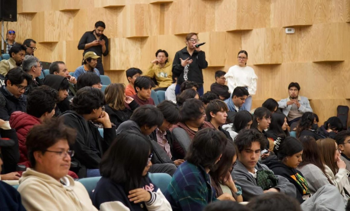 Promueven respeto e igualdad en conferencia por el Día de la Mujer