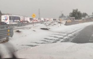 Provoca granizada tránsito lento en autopista México-Pachuca en Tecámac