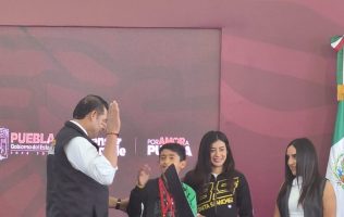 Reconoce Gobierno de Puebla a Gaby La Bonita Sánchez