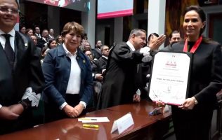 Reconocen legado de Luis Miranda Cardoso con presea post mortem