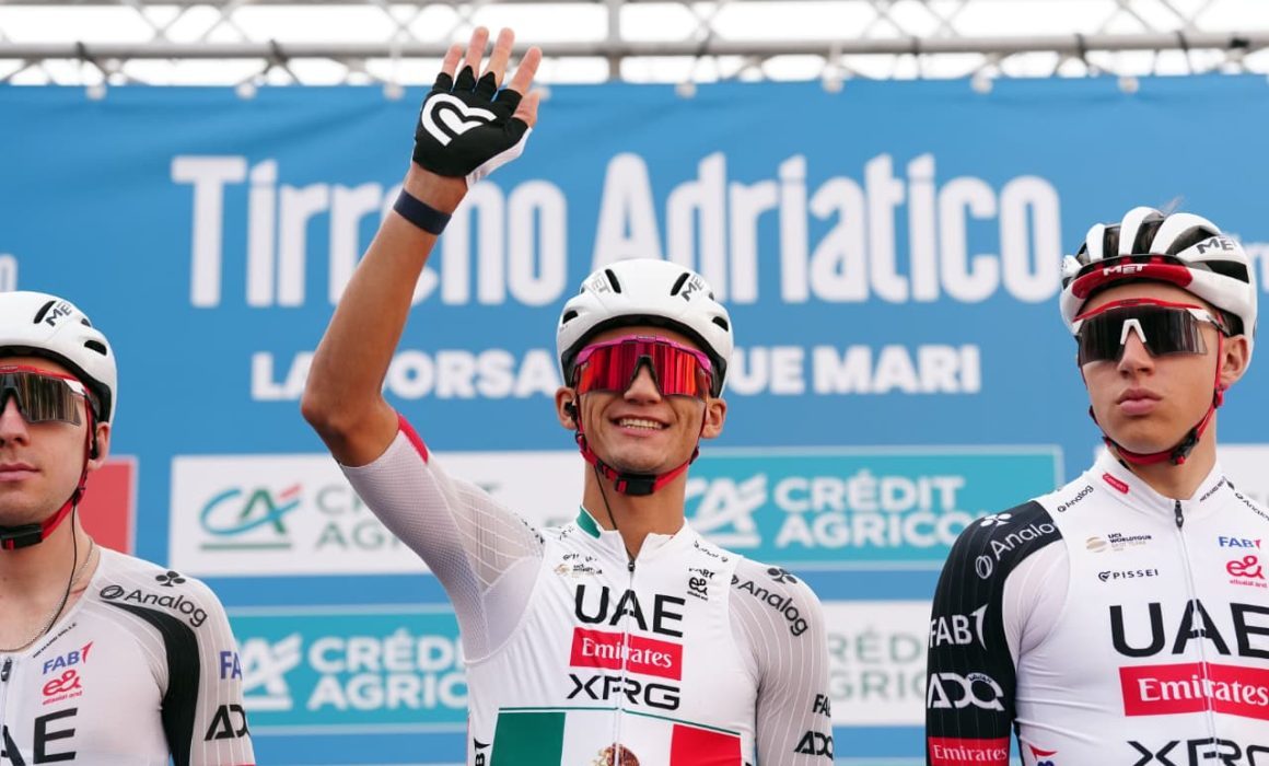 Recupera el liderato Isaac del Toro en la Tirreno Adriático de Italia